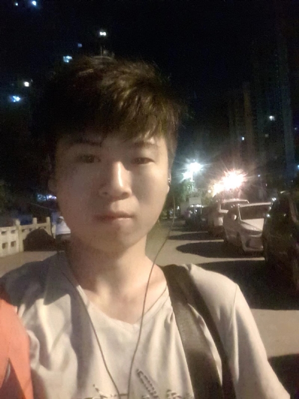 流星的瞬间的第一张照片--福鼎交友网
