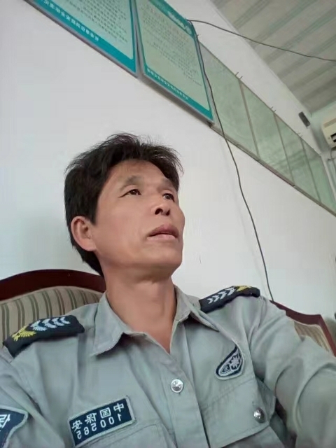 卧窗听雨的第一张照片--福鼎交友网