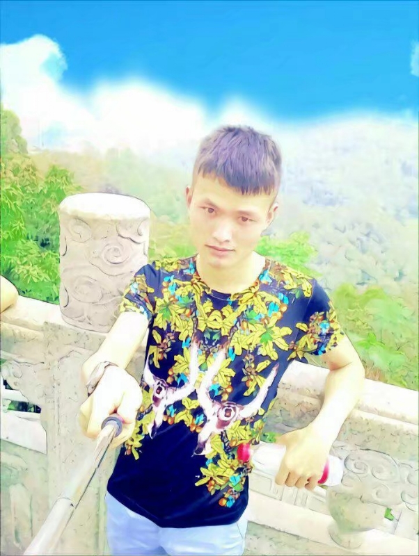 孤独王者元首的第一张照片--福鼎交友网