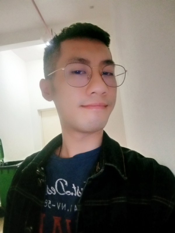 赫兹的第一张照片--福鼎交友网