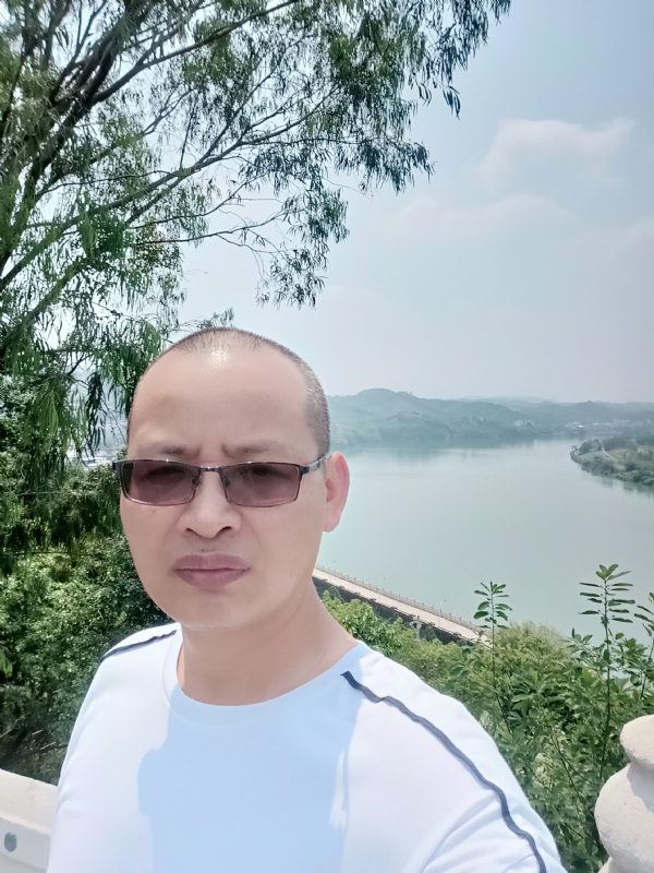 随缘随性的第一张照片--福鼎交友网