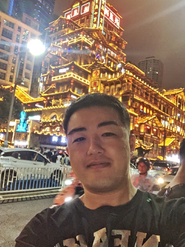 钢铁侠的第一张照片--福鼎交友网