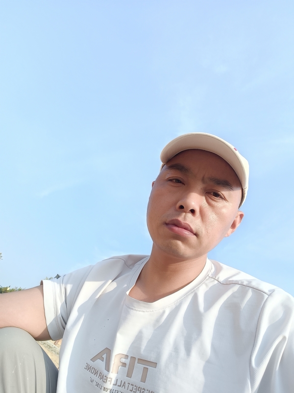 哥哥的第一张照片--福鼎交友网