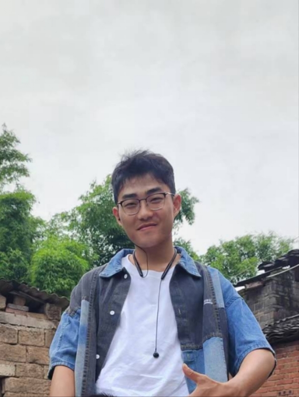 越努力越幸运的第一张照片--福鼎交友网