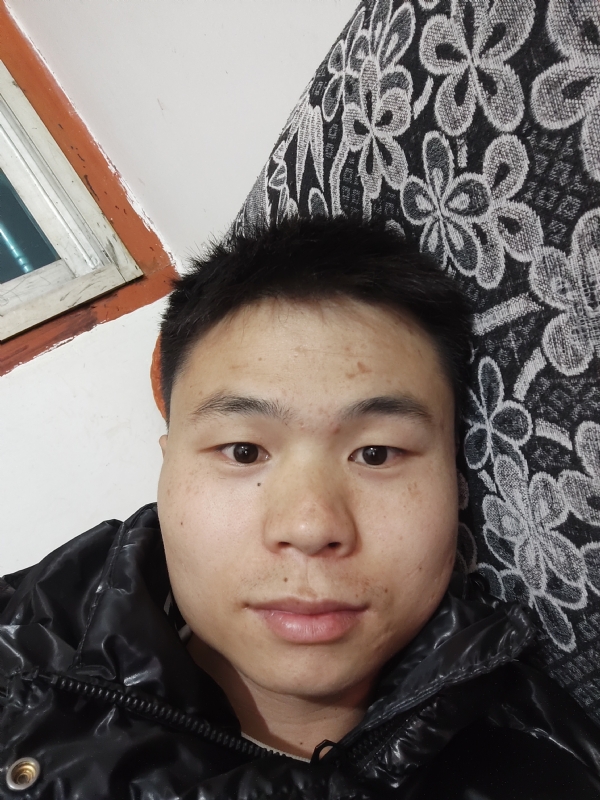 麒麟区幼儿园扛把子的第三张照片--福鼎交友网